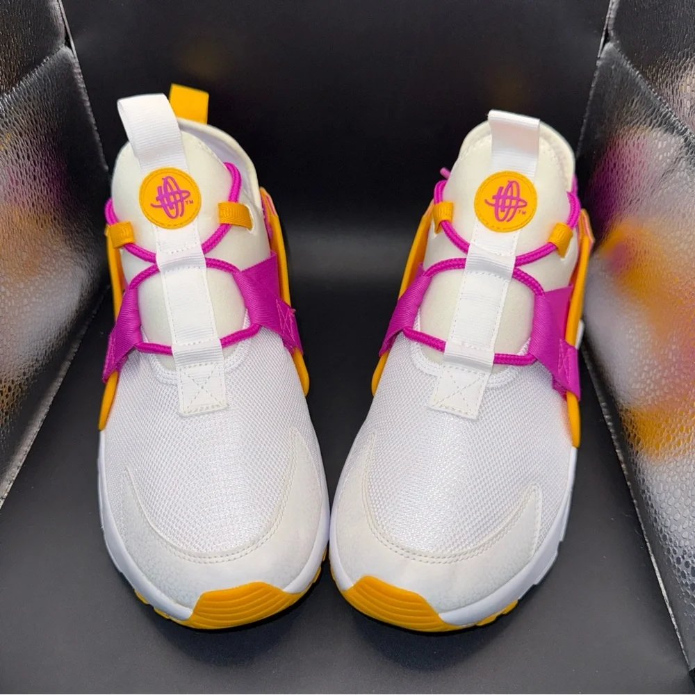 Size 8.5 - Nike Air Huarache City Low White Fuschia Wmns, Clean, With Box, Great - Picture 1 of 10